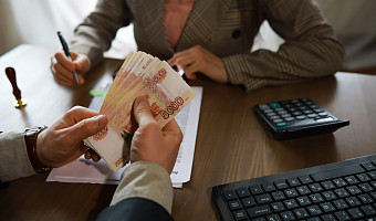 УФССП: более 39 тысяч туляков ограничены в выезде за границу из-за долгов