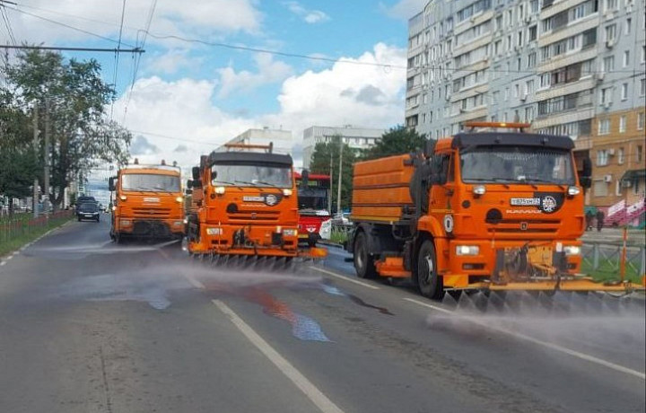 За сутки с улиц Тулы собрали и вывезли 28 кубометров смета