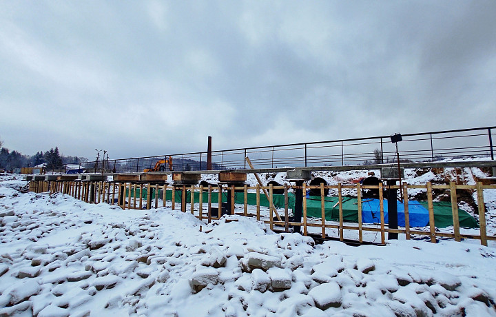 Суд рассмотрел дело о дырявой плотине под Суворовом: подрядчику отдали 30 миллионов, но эксплуатировать ее нельзя