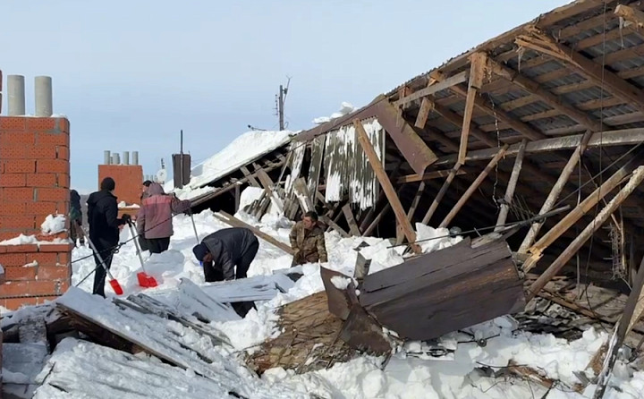 В Донском обрушилась кровля дома на улице Молодцова