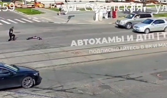 В Туле на пересечении Советской и Фридриха Энгельса сбили самокатчика
