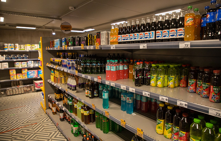 Больше половины туляков выступили за запрет продажи энергетиков подросткам