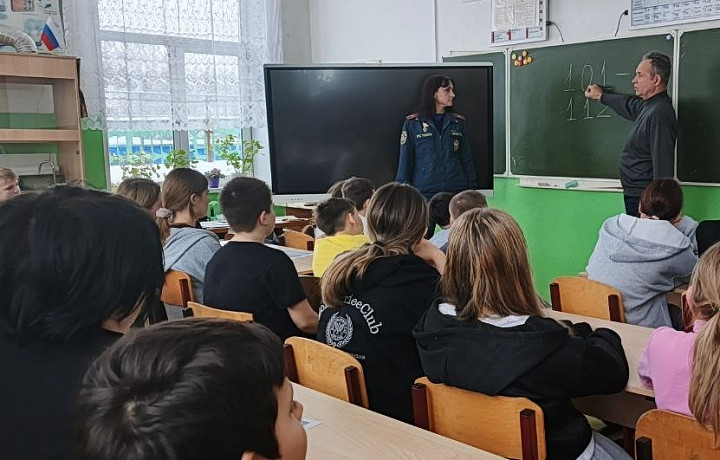 Сельскую школу в Тульской области заставили заплатить за покупку 52 тонн угля