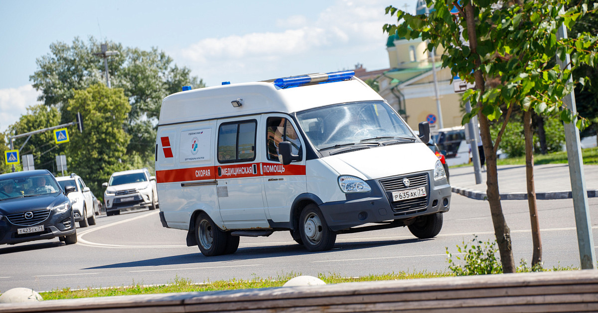 телефон скорой помощи с сотового. девятка скорая помощь. номер тульской скорой помощи. фото передача бригаде скорой помощи.