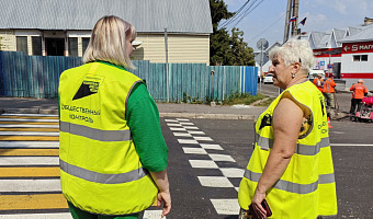 Общественники проконтролировали качество дорожных работ в Дубенском районе