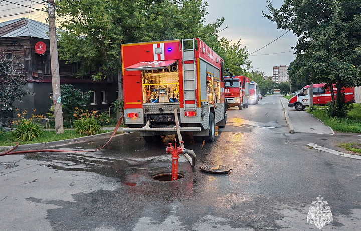 Спасатели МЧС потушили три пожара за сутки в Тульской области
