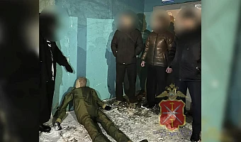 Камера домофона записала, как жительница Новомосковска случайно убила своего знакомого