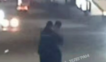 В Туле молодые люди устроили драку прямо на проезжей части