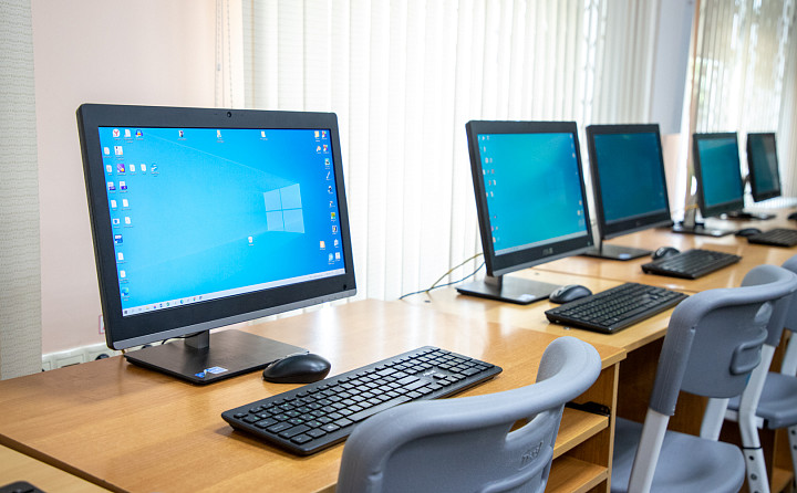 От школы до вуза: где в Тульской области учат детей с ОВЗ и какие специальности дают