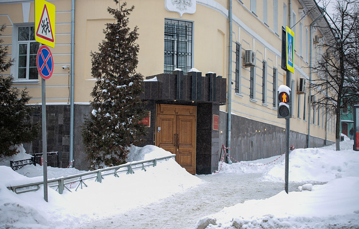 Туляк взыскал с предпринимателя более 300 тысяч рублей за некачественный кухонный гарнитур