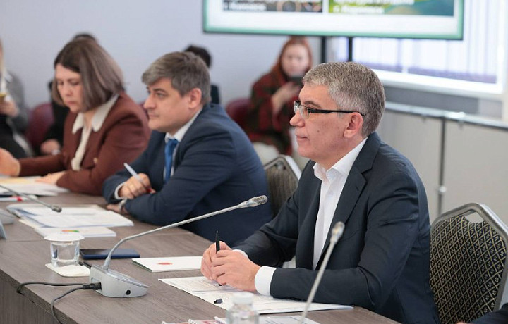 Дмитрий Миляев поручил главам администраций держать на контроле благоустройство общественных пространств