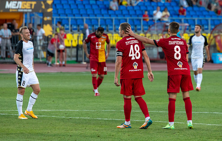 Два гола нападающего тульского «Арсенала» Луценко позволили ему возглавить бомбардирскую гонку Первой лиги