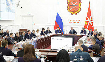 Главы министерств доложили Дмитрию Миляеву о работе служб в новогодние праздники