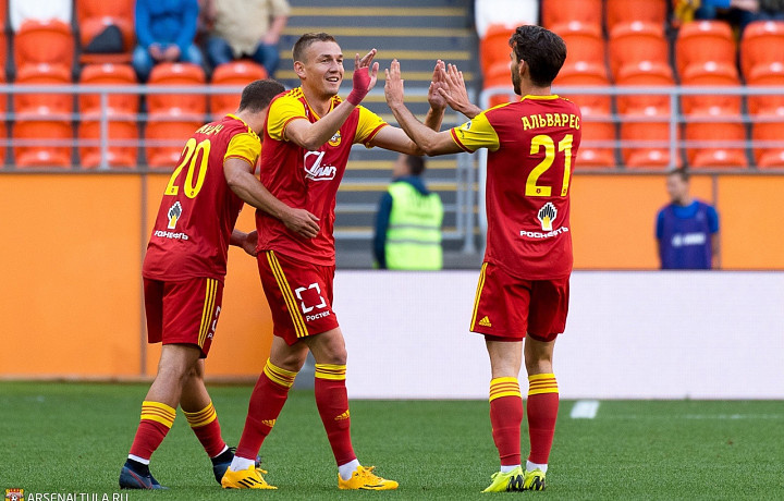 В Туле начался матч «Арсенал» — «Нефтехимик»