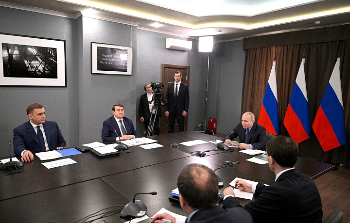 Владимир Путин назвал Тулу одним из промышленных центров страны