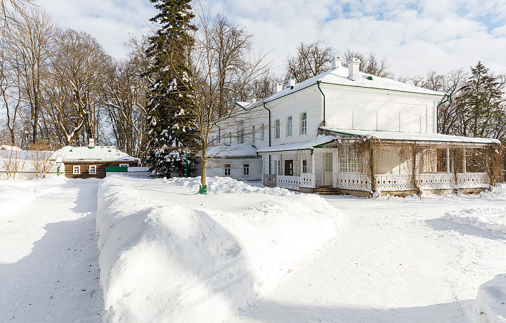 Тульский музей «Ясная Поляна» опубликовал график работы в праздничные дни февраля и марта