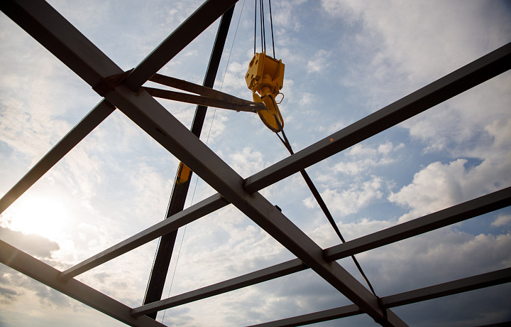 В Тульской области захромала стройка: кто нужен и сколько платят в этой сфере 