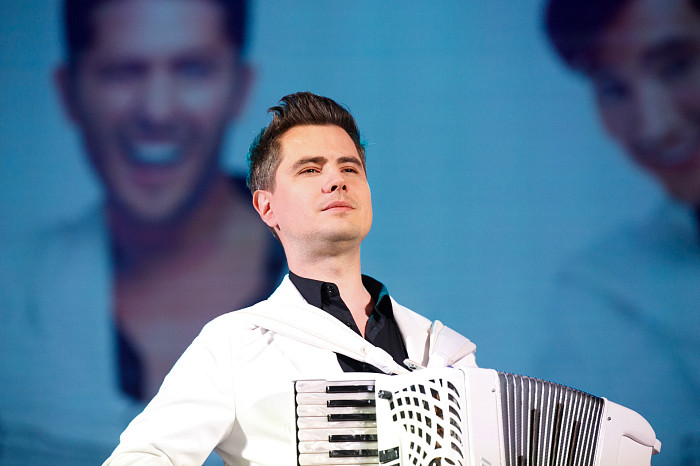 Звезды в Туле: открытие фестиваля военного кино – как это было