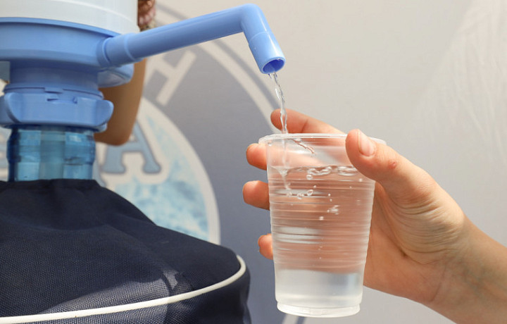 Бесплатная раздача воды организована в Туле из-за жары