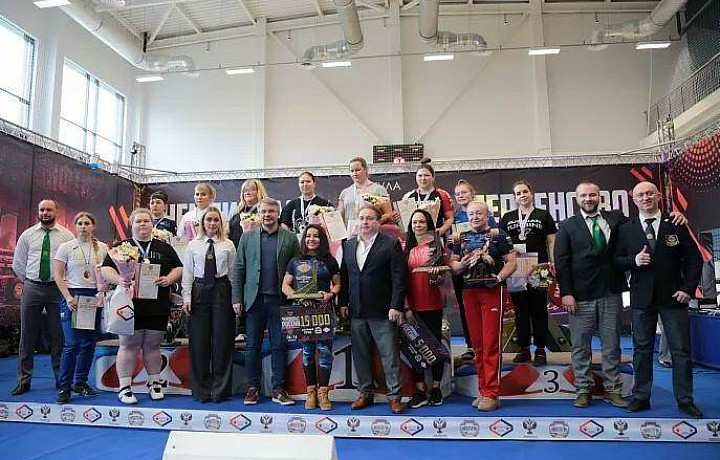 В Туле прошло награждение победителей чемпионата и первенства России по пауэрлифтингу