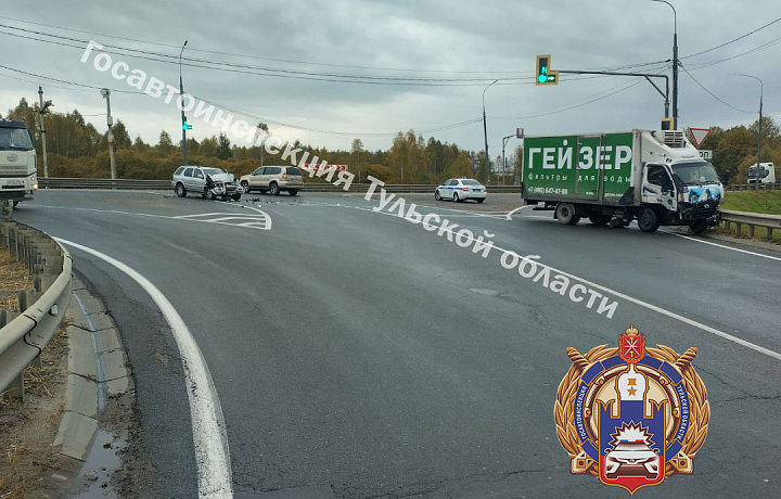 Пассажирка автомобиля Opel пострадала в Ленинском районе после столкновения с Hyundai