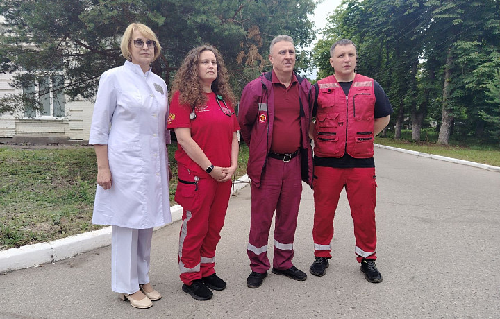 Скорая помощь приехала на место падения БПЛА в Туле за 15 минут