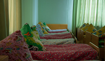 Президент Путин поручил продлить работу российских детсадов