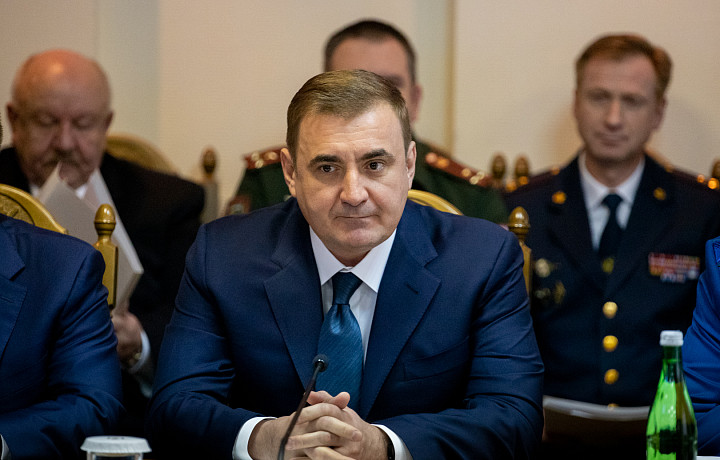 Тульский губернатор Дюмин занял седьмое место в медиарейтинге глав регионов ЦФО в апреле