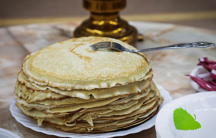 Туляков приглашают на масленицу в культурно-выставочный комплекс «Л. Н. Т.»
