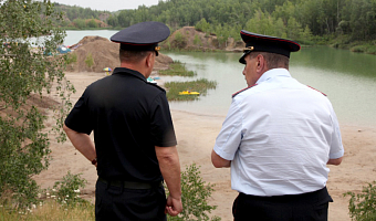 Начальник УМВД России по Тульской области проверил работу полиции в Кондуках