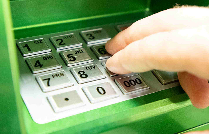 Житель Тулы продал карту за 5 тысяч и получил 300 часов обязательных работ