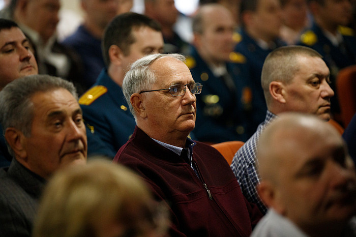 Глава тульского МЧС поздравил спасателей с Днем пожарной охраны