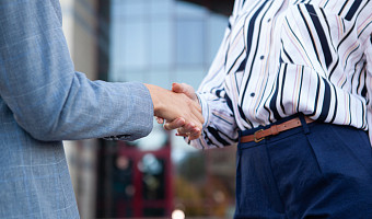 В России хотят ограничить работу самозанятых