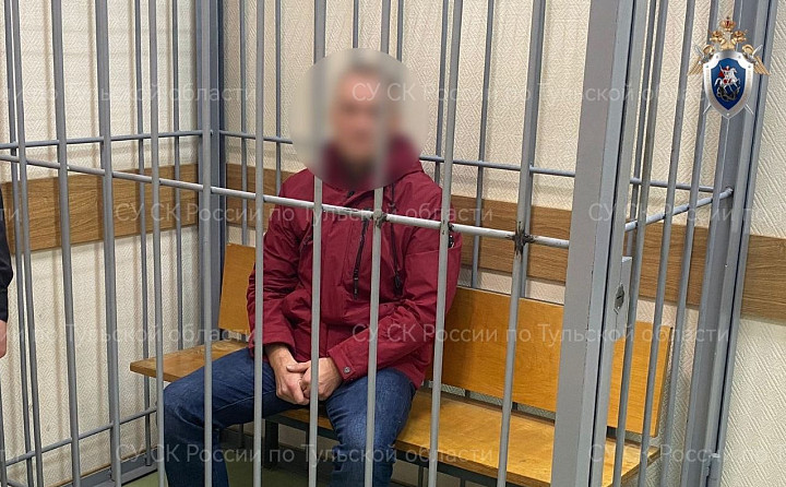 Экс-начальник тульского наркоконтроля оспорил в суде увольнение после громкого дела о мигрантах