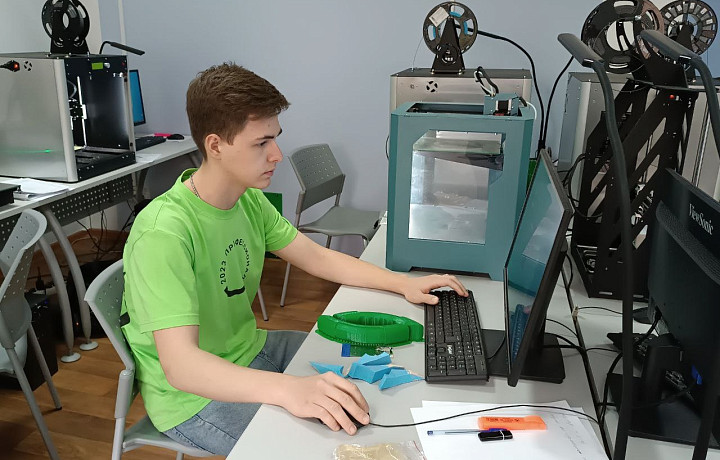 Абитуриенты подали 17,5 тысяч заявлений в колледжи и техникумы Тульской области