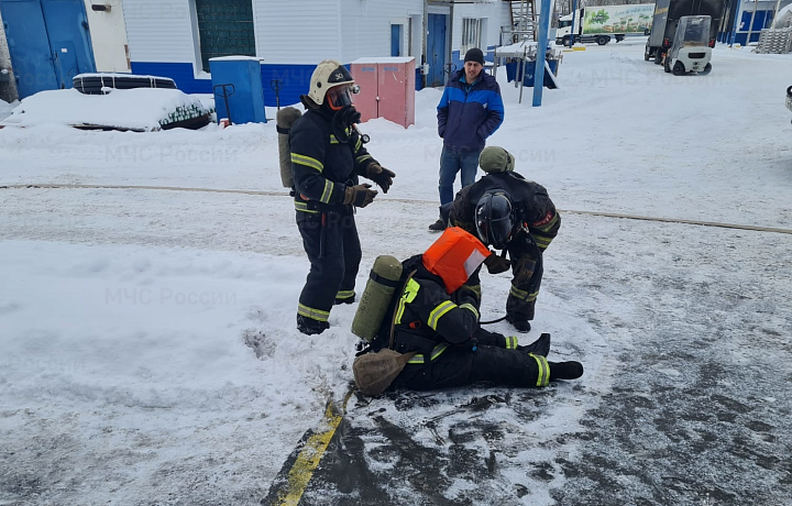 В Узловой прошли пожарно-тактические учения