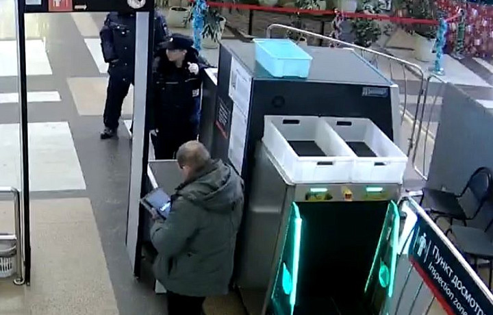 Транспортная полиция раскрыла кражу планшета на поезде "Серпухов-Тула"