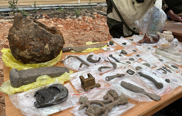 Исследовано 60% площади: на месте строящегося ЖК на улице Советской были найдены артефакты 16-17 веков