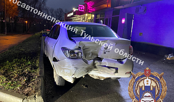 Два человека пострадали при столкновении Renault и Kia на улице Чехова в Киреевске