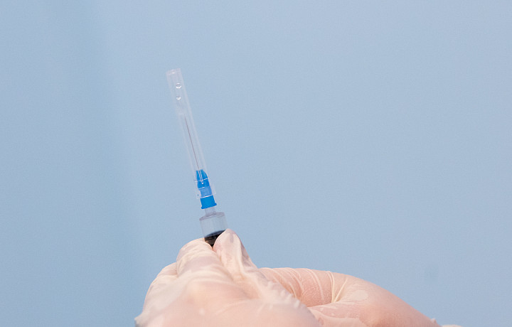 Вакцинация до и во время беременности: гид от педиатра — какие прививки нужно сделать не только маме, но и малышу