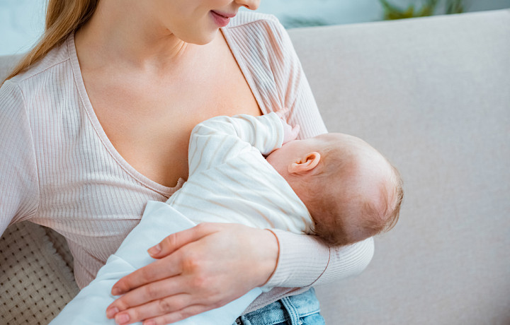 Первым родившимся в 2025 году ребенком в Тульской области стала девочка