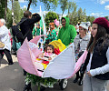 Тула отметила День защиты детей парадом колясок и многодетных семей