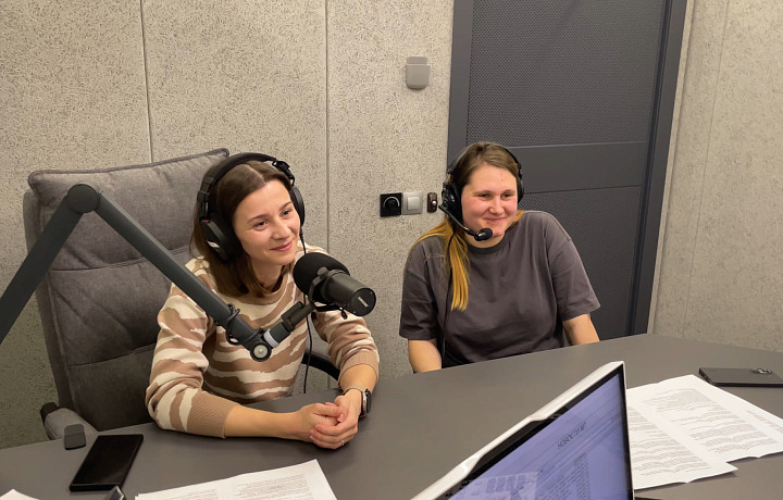 Праздник без последствий: врачи клиники «Альфскрин» рассказали, как накрыть новогодний стол, чтобы и детям было вкусно, и родителям спокойно