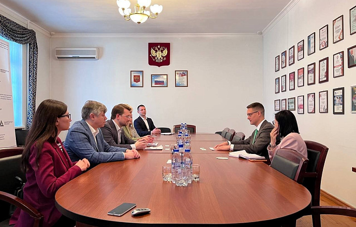 Делегация Тульской области приняла участие в международной выставке «Иннопром» в Ташкенте