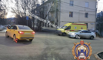 Пассажирка автомобиля Vento попала в больницу после ДТП на улице Болдина в Туле