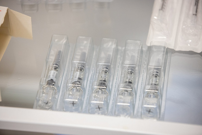 Тульский врач Сорокина заявила о безопасности одновременной вакцинации детей от гриппа и коронавируса