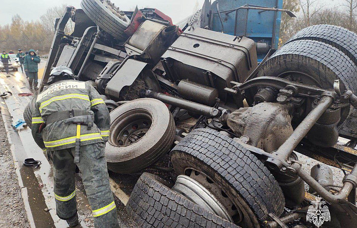 Тульские спасатели устранили последствия шести ДТП за сутки