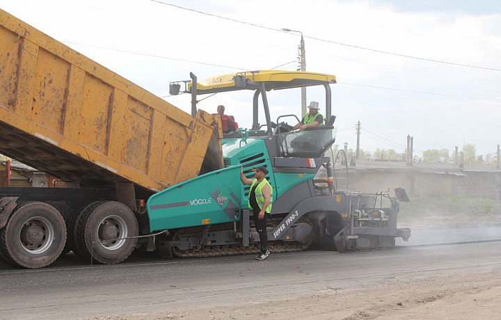На Епифанском шоссе в Туле начали ремонтировать асфальт