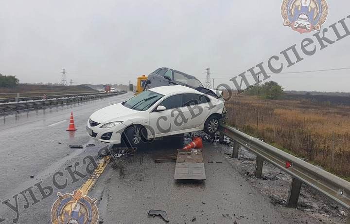 Двое взрослых и ребенок пострадали в автомобильной аварии в Ефремове