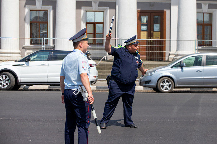 Бригада тульских медиков отправилась в ДНР для оказания медицинской помощи местным жителям